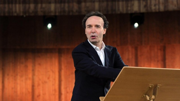 incidente roberto benigni, referendum costituzionale