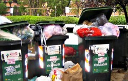 rifiuti roma-raggi