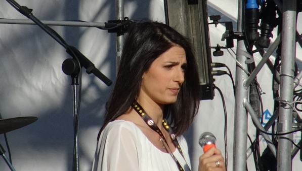 Virginia Raggi M5S olimpiadi roma 2024