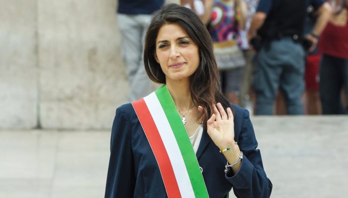 biografia vita privata e carriera di Virginia Raggi