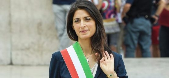 biografia vita privata e carriera di Virginia Raggi