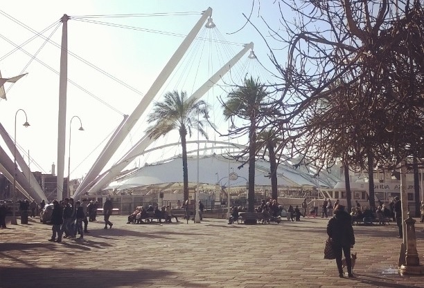 Bigo di Genova, piazza caricamento