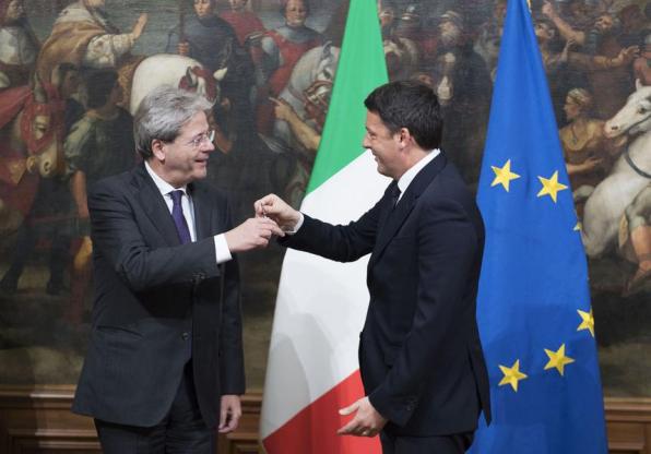 sondaggi - Paolo Gentiloni e Matteo Renzi