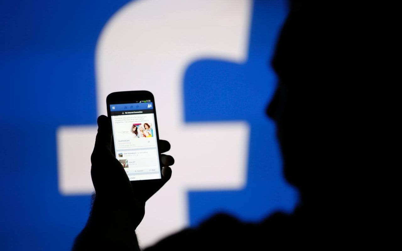 sondaggi, facebook messenger down, social network