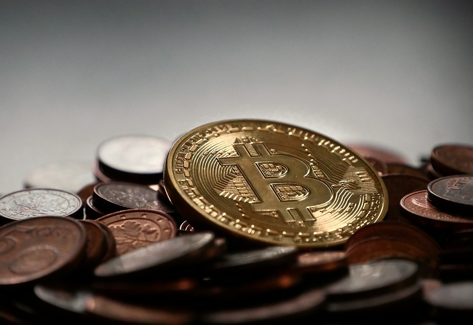 Bitcoin torna a crescere: Ginevra e Singapore le nuove mete