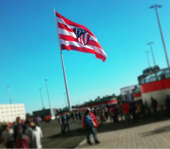 Atlético Madrid-Barcellona Sevilla Copa del Rey Bandiera