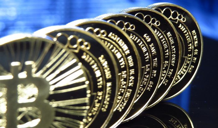 Bitcoin valore: rischi dalle banche?