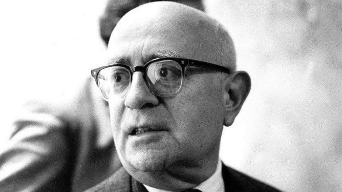 Theodor Adorno filosofia individuo e organizzazione