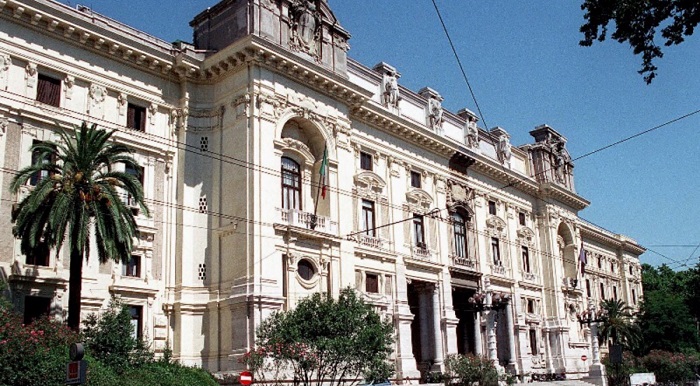 Rinnovo contratto scuola: obblighi e regole per docenti e Ata