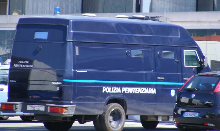 Concorso Polizia Penitenziaria: bando prorogato a fine febbraio