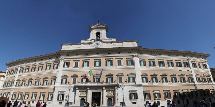 Diretta elezioni politiche 2018: sondaggi, tendenze e comizio finale M5S