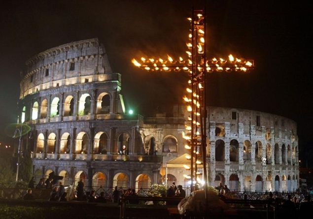 via crucis colosseo