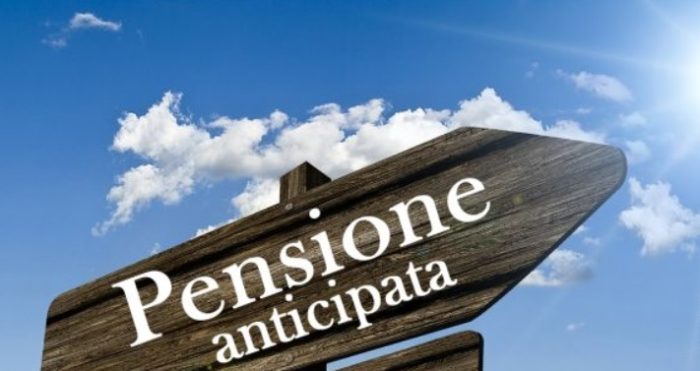 Pensioni notizie oggi anticipate, come uscire prima senza riforme