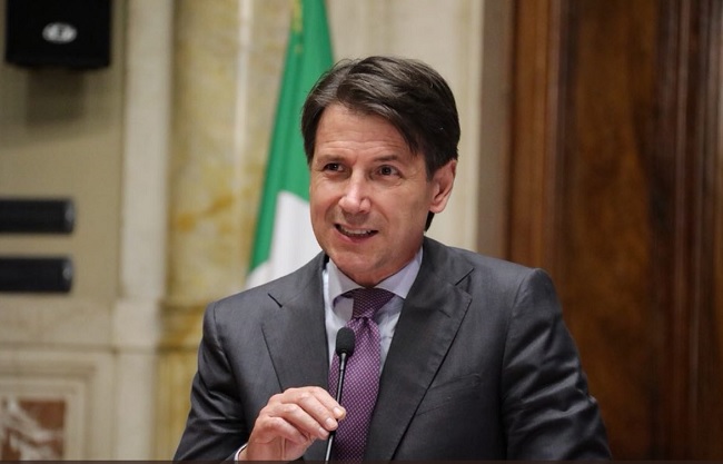 Quanto guadagna il presidente del Consiglio Giuseppe Conte. Lo stipendio