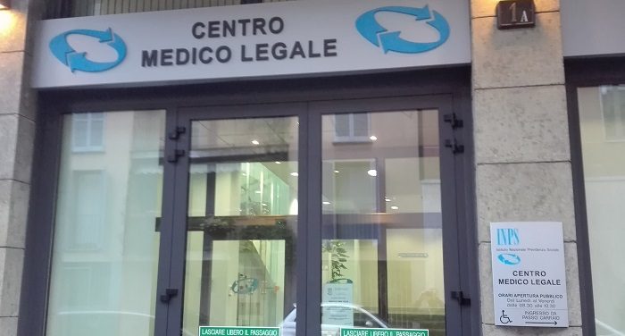 Visita fiscale Inps rientro anticipato e certificato medico