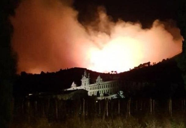 Incendio Pisa cause e numero sfollati Cosa è successo ok