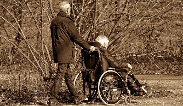 Pensione di invalidità al 100%: patologie e agevolazioni