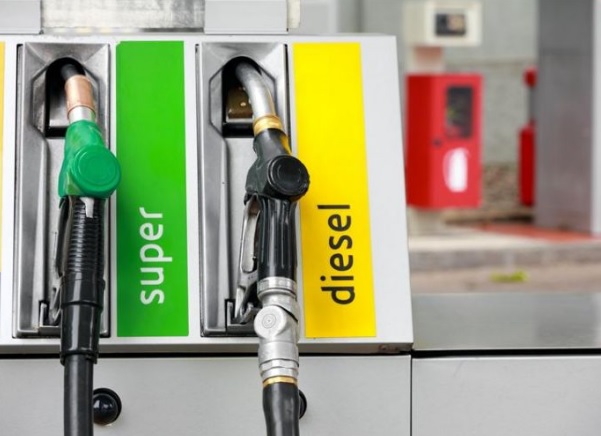 Benzina e diesel nuovi nomi carburanti da ottobre, cosa cambia in Europa