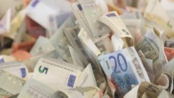 Conto corrente, carta prepagata e libretto postale, come tutelare i risparmi