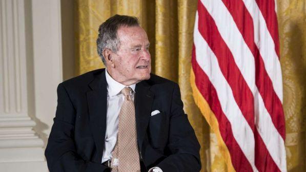 George Bush senior è morto malattia e causa della morte. La carriera ok