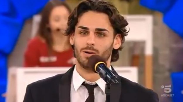 Alberto Urso di Amici 2019 Instagram, fidanzata ed età. Chi è