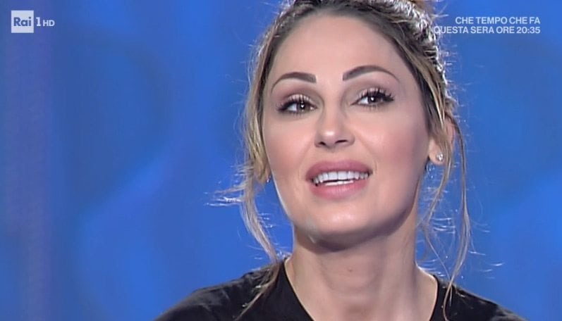 Anna Tatangelo Sanremo 2019, figlio, età e vita privata con Gigi D'Alessio