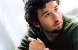 Paolo Vallesi oggi età, canzoni e carriera Ora o mai più