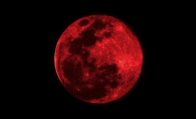 Superluna rossa 2019: quando vederla in diretta il 21 gennaio