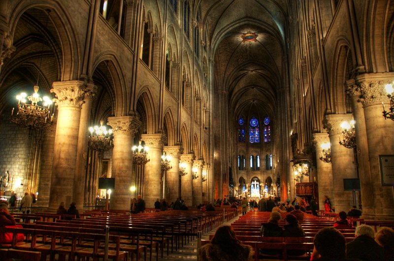 Notre Dame de Paris di Victor Hugo, trama e personaggi del romanzo