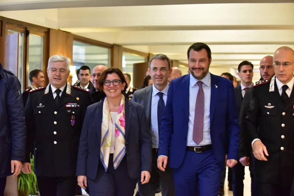 Servizio militare obbligatorio: scontro Salvini-Trenta "pensiamo al futuro"