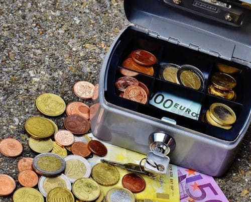 Conto corrente aumento tasse da pagare