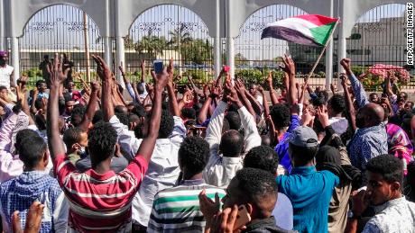 Sudan, ultime notizie: raggiunto accordo tra militari e opposizione