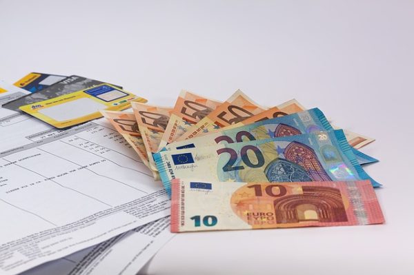 Conto corrente: bonifico bancario oltre i 5000 euro, come fanno i controlli