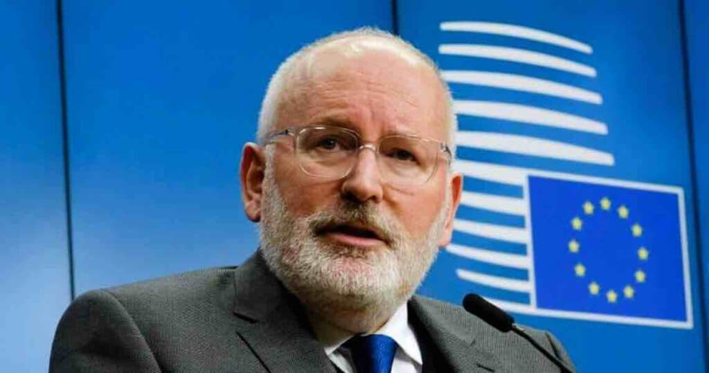 Chi è Frans Timmermans l'ex candidato presidente Commissione Ue