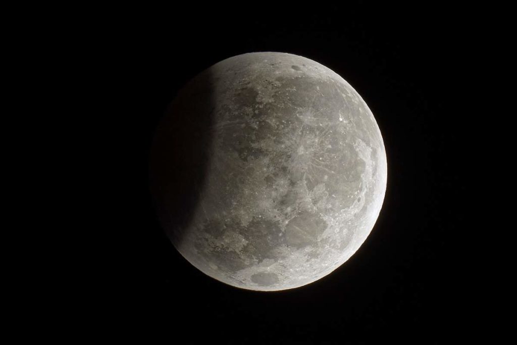 Eclissi lunare 16 luglio 2019: orario e dove vederla in Italia