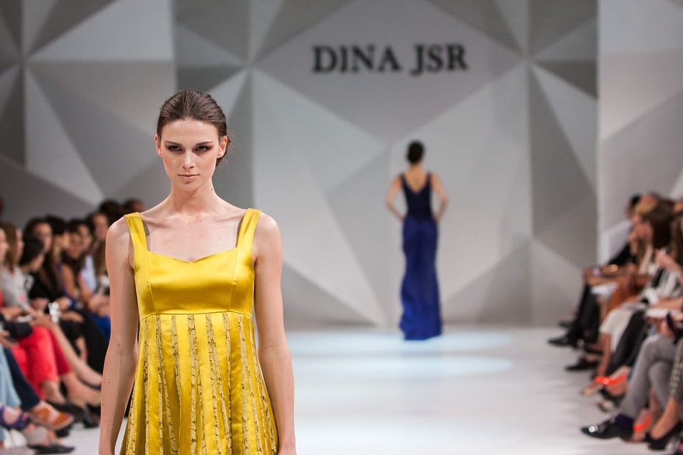 Tendenze estate 2019: moda, capelli e consigli uomo-donna