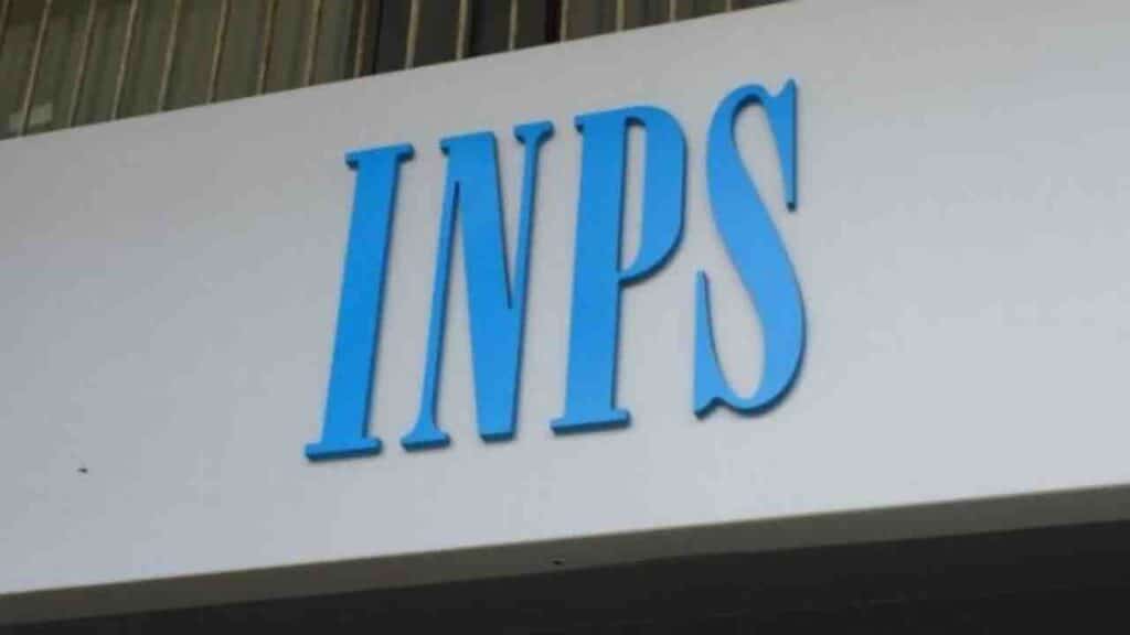 Assegno di invalidità Inps: riduzione a un terzo, requisiti e quando scatta