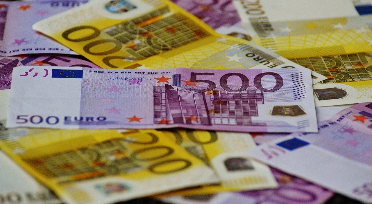 Banconote da 200 e 500 euro
