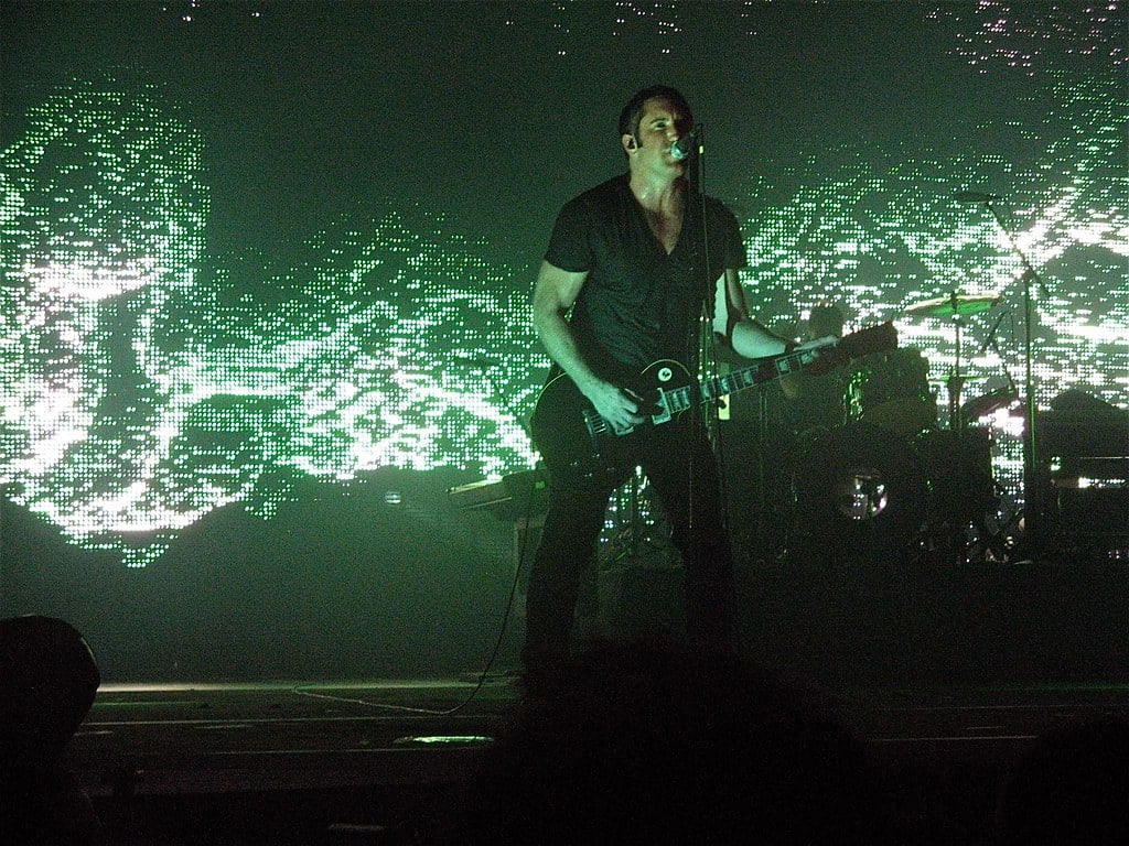 nine inch nails album e tour