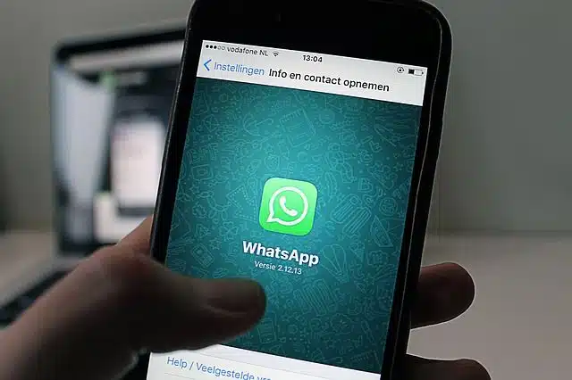 Come usare WhatsApp Web da pc o tablet e collegamento telefono