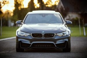 Differenza auto nuova e Km0: cosa cambia e quale scegliere Differenza auto nuova e Km0: cosa cambia e quale scegliere