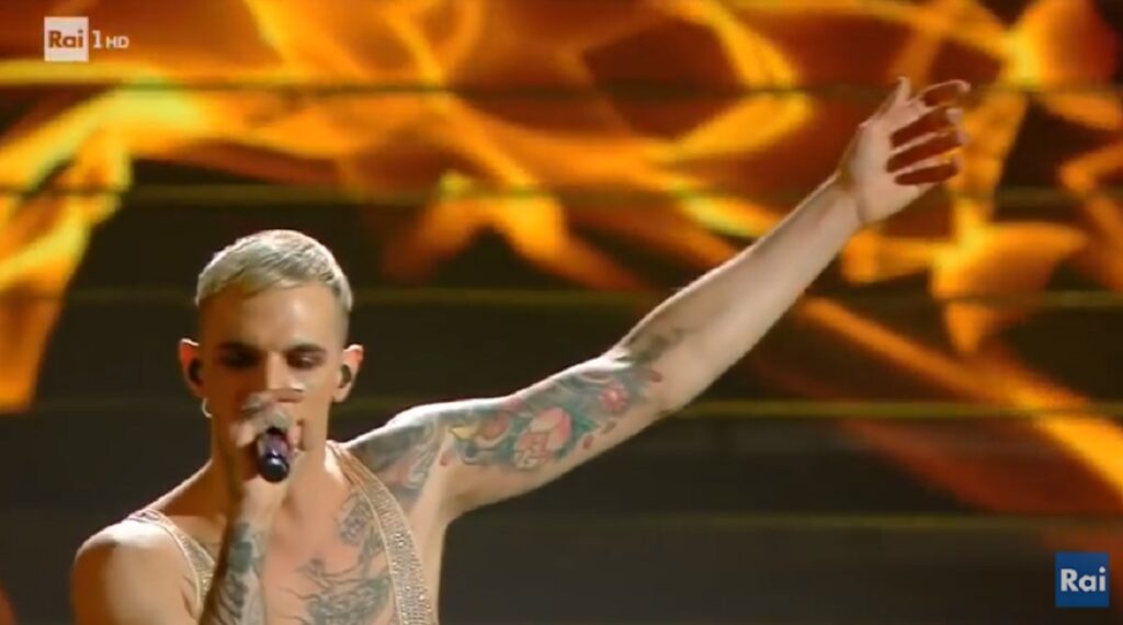 Achille Lauro Sanremo 2020 vestito