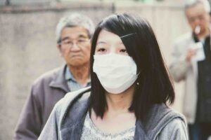 Coronavirus, la Cina si affida alla tecnologia per ripartire: un’app certifica lo stato di salute. Riaprono i ...