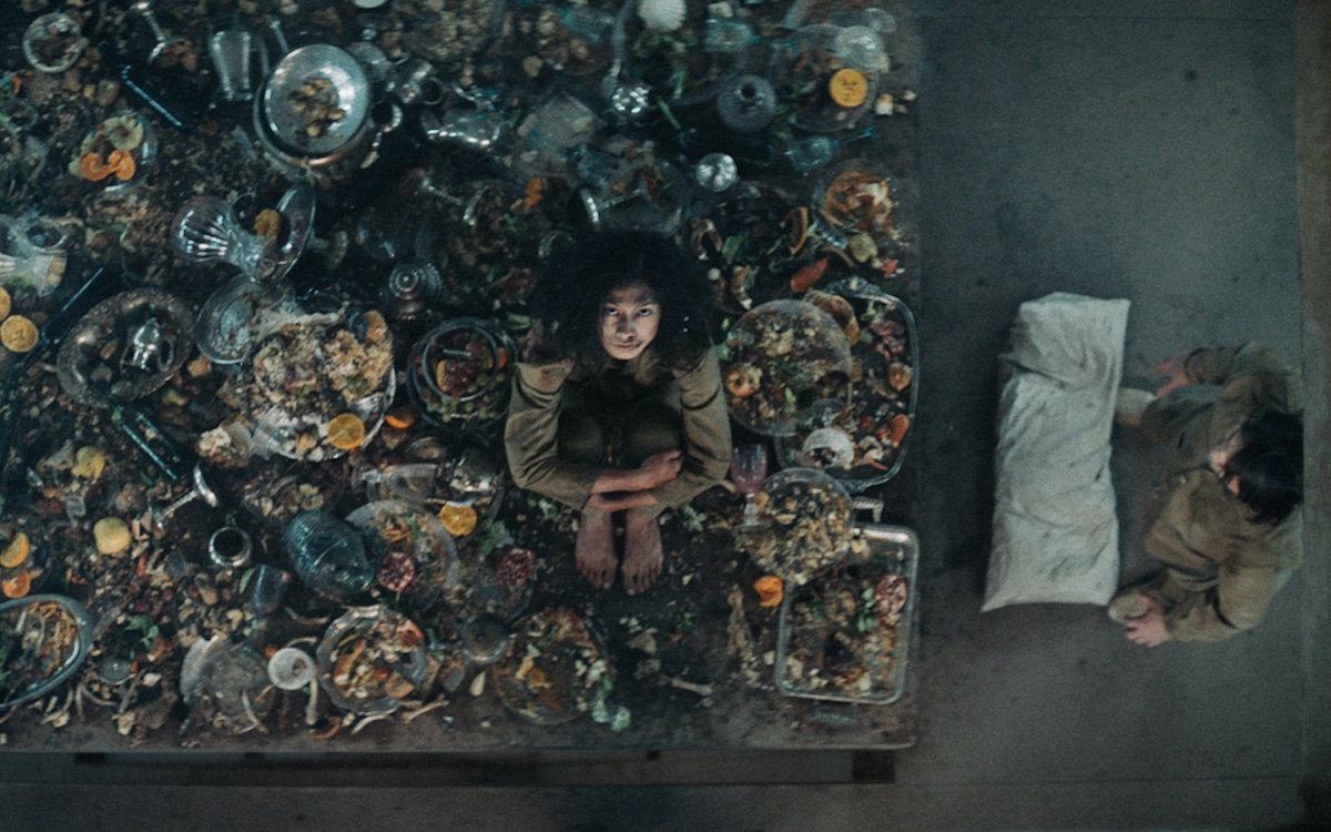 il buco recensione e trama del film su netflix