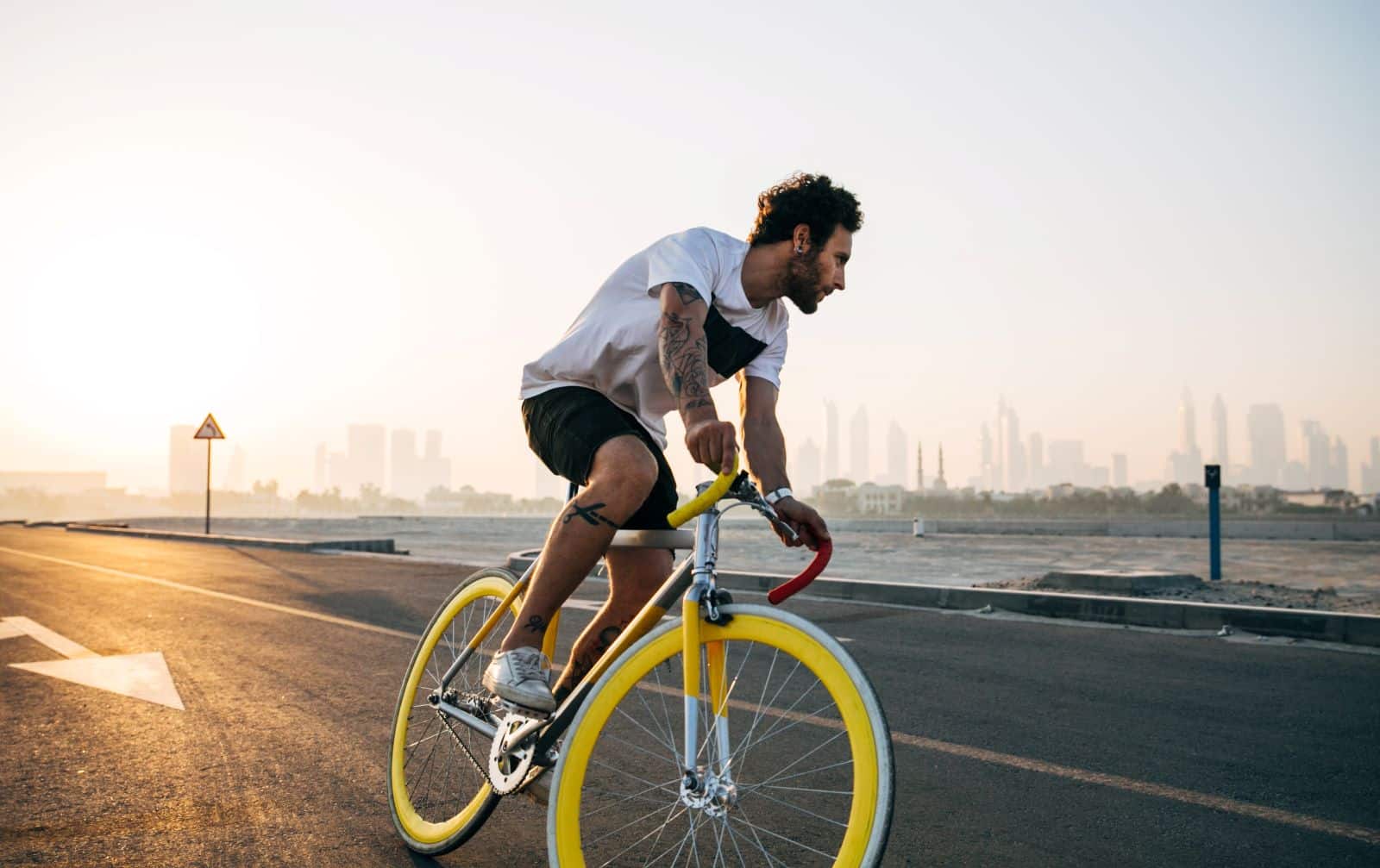 Parcheggiare la bici in città cosa dice la legge, ecco la normativa e i divieti