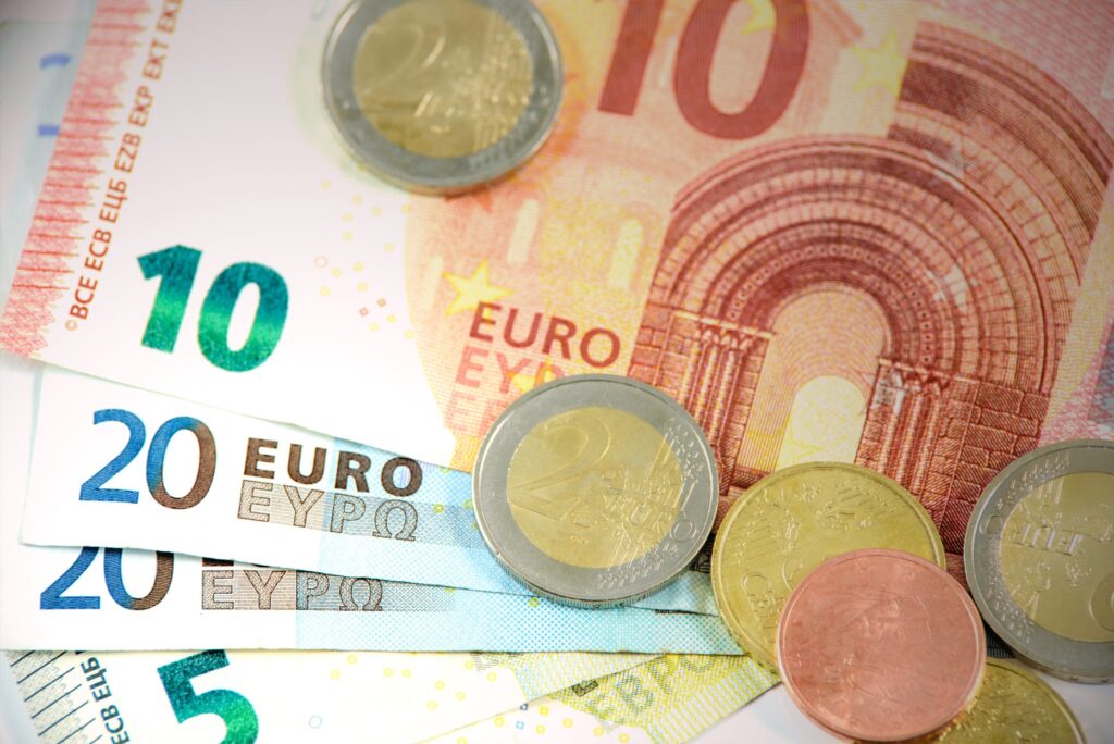 Banconote e monete in euro