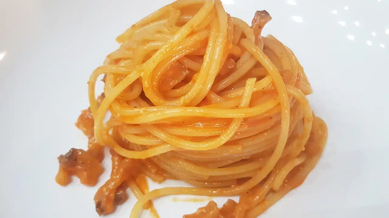 Spaghetti alla botticella, la pasta degli indecisi