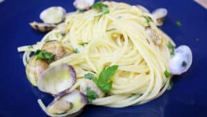 Spaghetti con le vongole Spaghetti con le vongole