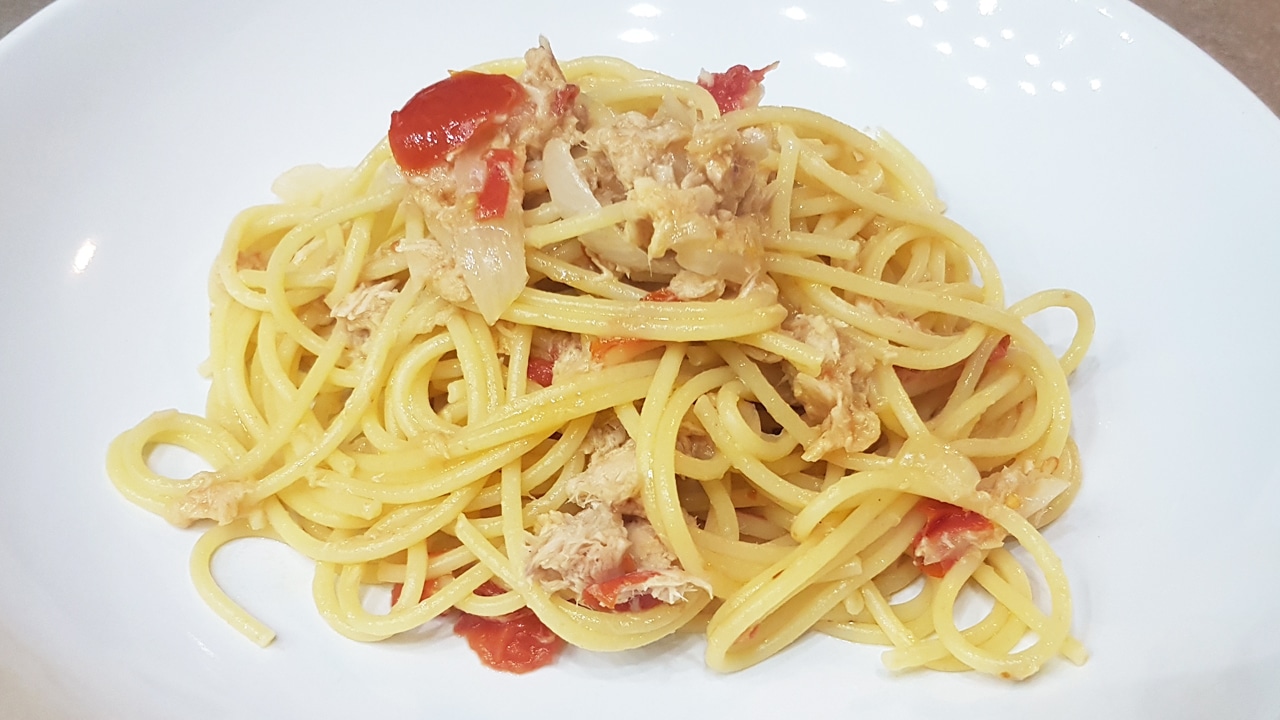 spaghetti al tonno fresco