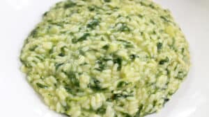 Riso spinaci e patate, semplice e veloce Riso spinaci e patate, semplice e veloce